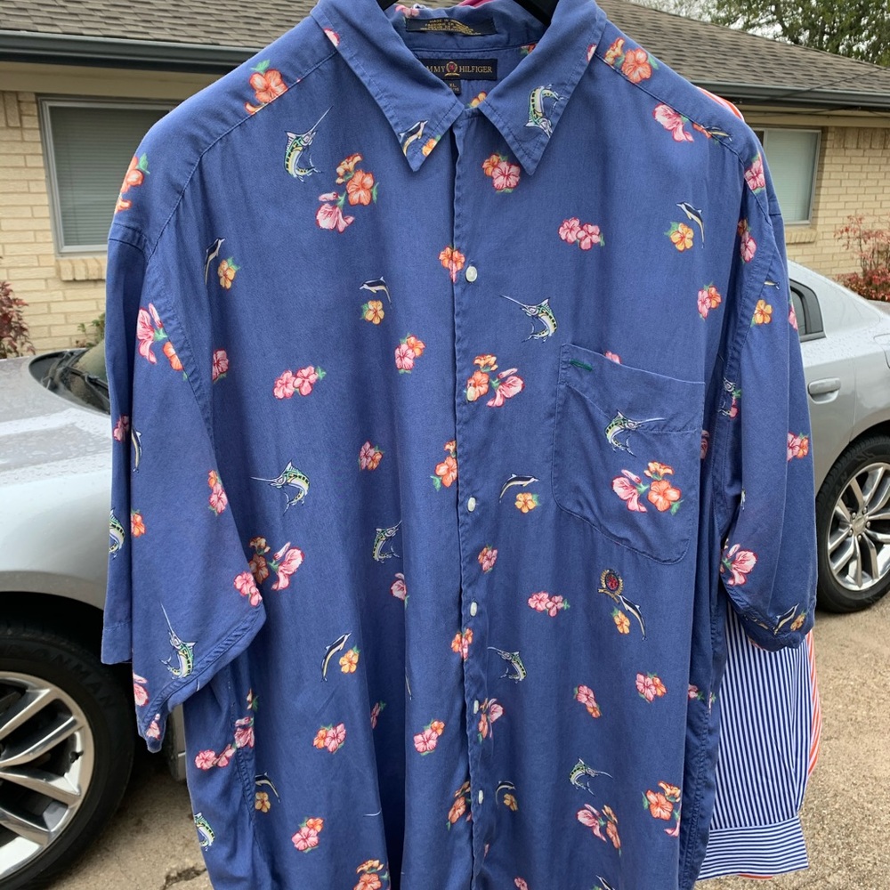 Tommy hilfiger button up